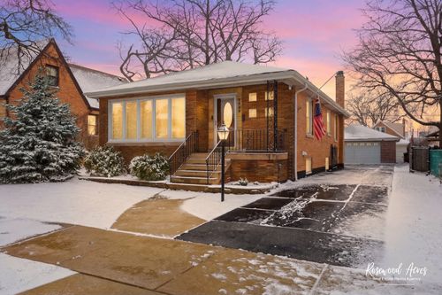 7329 W 55th Pl, Summit, IL, 60501-1209 | Card Image