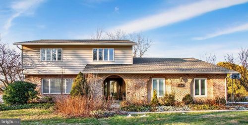 1809 Squire Ct, WYOMISSING, PA, 19610-2629 | Card Image