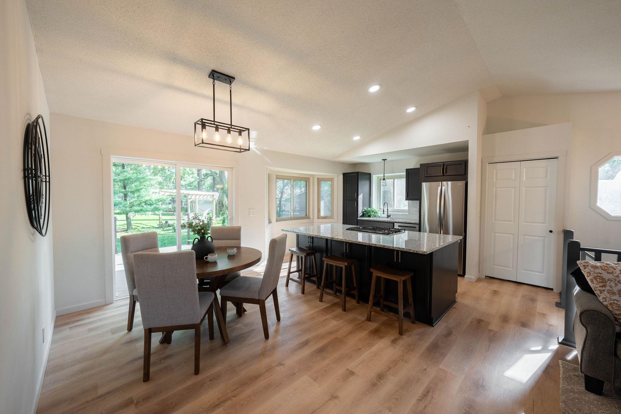 Aydee Cir, Saint Paul, MN 55110