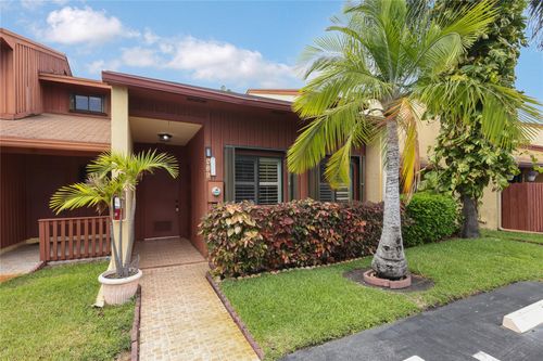 426 Se 11th Ter, Dania Beach, FL, 33004-4511 | Card Image