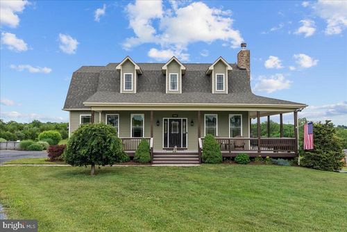 461 Veterans Rd, MIDDLETOWN, VA, 22645-1821 | Card Image