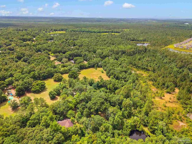 6640 Frank Reeder Rd, House other with 3 bedrooms, 2 bathrooms and 1 parking in Pensacola FL | Image 5