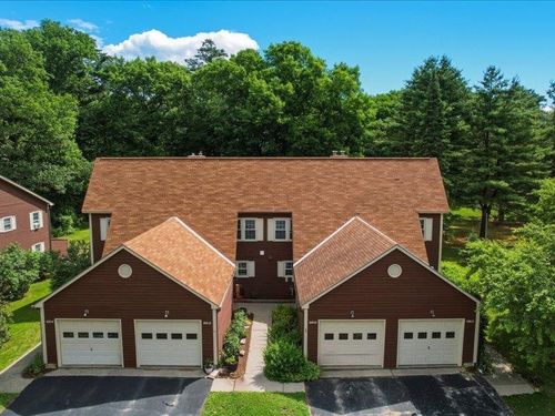 1-104 Woodbine By The Lk, Colchester, VT, 05446-6352 | Card Image