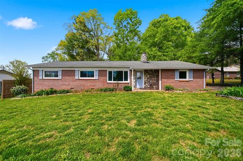 2754 Fairwood Drive, Hudson, NC, 28638 | Card Image