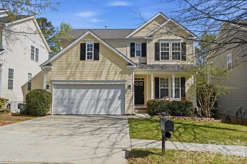 10056 Paisley Dr, Charlotte, NC, 28269-2293 | Card Image