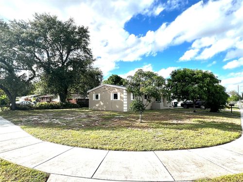 17130 Nw 29th Pl, Miami Gardens, FL, 33056-4364 | Card Image