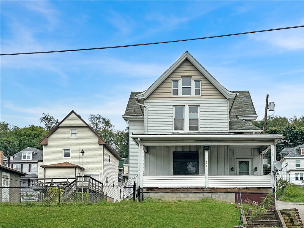 4th Ave, Freedom, PA 15042