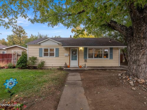336 J St, Sparks, NV, 89431-3209 | Card Image