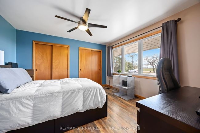 4186 Fairweather Rd, House other with 4 bedrooms, 2 bathrooms and 6 parking in Petrolia ON | Image 15