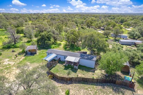 953 Forest Oaks Dr, Somerset, TX, 78069-3722 | Card Image