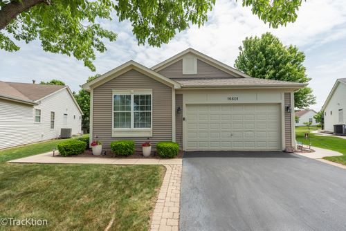 16601 Grandwood Lake Dr, Crest Hill, IL, 60403-8809 | Card Image