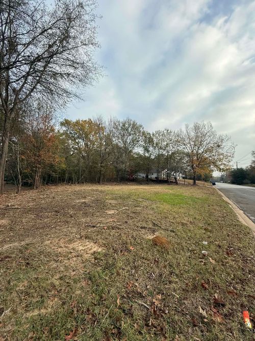 901 W Sabine St, Longview, TX, 75601 | Card Image