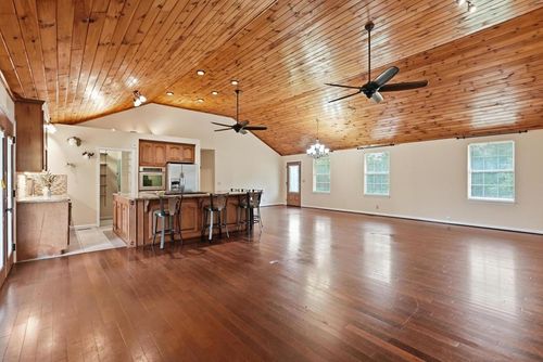 5 Allen Ln, Brush Creek, TN, 38547-5000 | Card Image