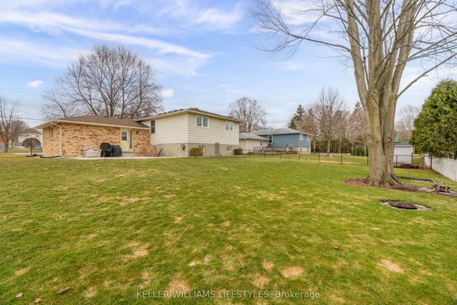 60 James St N, House other with 3 bedrooms, 2 bathrooms and 2 parking in Forest ON | Image 33