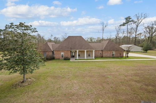 16010 Peairs Rd, Pride, LA, 70770-9762 | Card Image