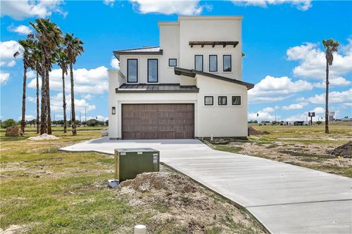 4215 N Lily Pad Avenue, Edinburg, TX, 78542 | Card Image