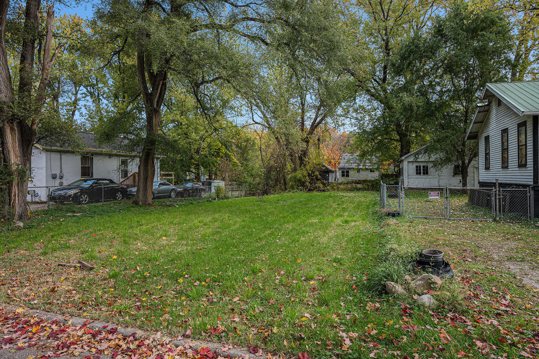 Land in Kalamazoo