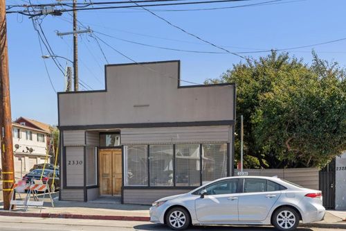 2330 35th Ave, Oakland, CA, 94601-3205 | Card Image