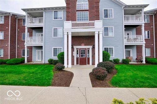 102-5011 Amber Creek Place, Indianapolis, IN, 46237 | Card Image