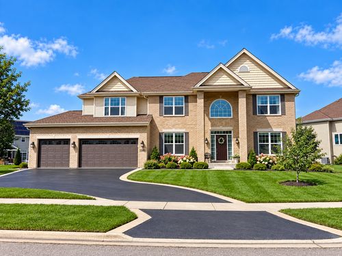 1501 Oakforest Dr, Rockford, IL, 61107-5506 | Card Image
