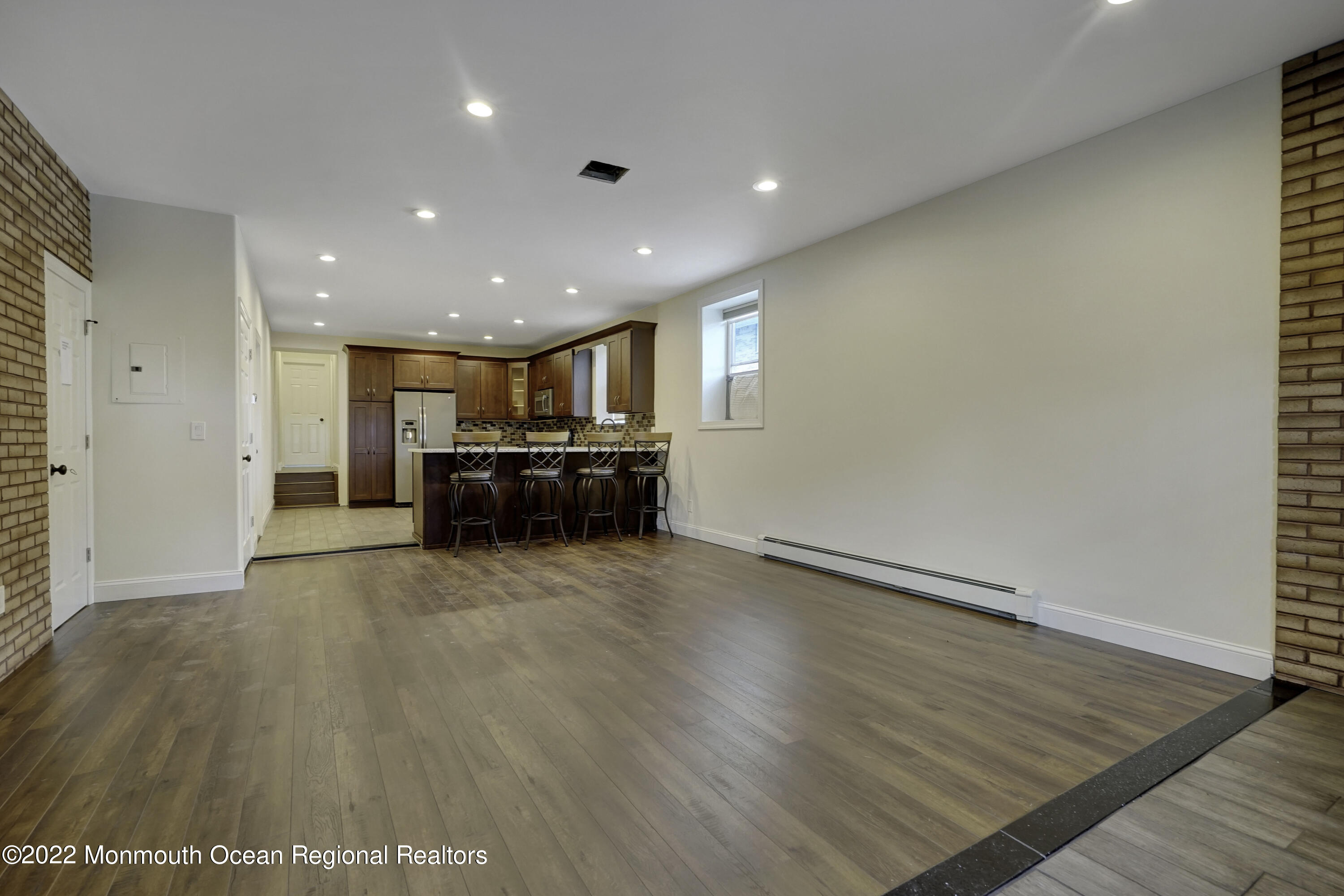 Residential Lease in Linden City 5