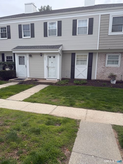 403-93 Park Ave, Danbury, CT, 06810-7627 | Card Image