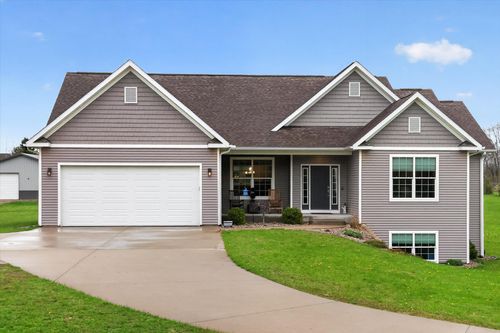 6310 N 32nd St, Richland, MI, 49083-9425 | Card Image
