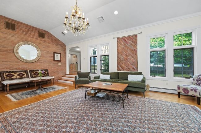 18 Edgewood Rd, House other with 5 bedrooms, 3 bathrooms and 4 parking in Westwood MA | Image 12