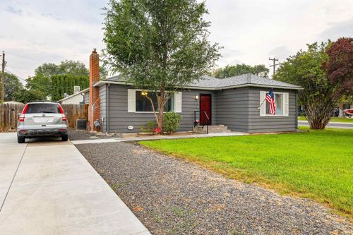 365 Caswell Ave W, Twin Falls, ID, 83301-3728 | Card Image