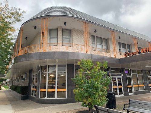 300-6227 Cermak Rd, Berwyn, IL, 60402-6552 | Card Image