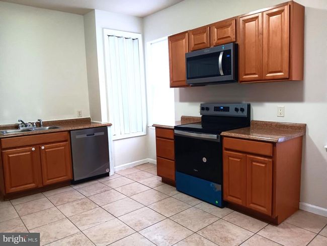 333 W Abbott St, Home with 3 bedrooms, 2 bathrooms and null parking in Lansford PA | Image 8