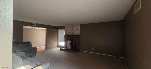 2663 Heritage Dr, Las Vegas, NV, 89121-1212 | Card Image
