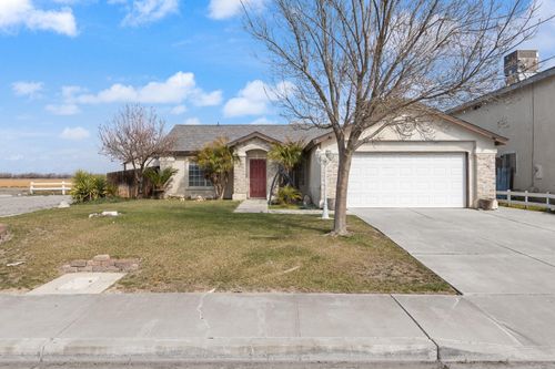 22052 Arizona Avenue, San Joaquin, CA, 93660 | Card Image