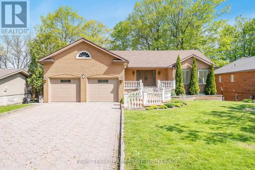 58 Woodcrest Rd, Barrie, ON, L4N2V5 | Card Image