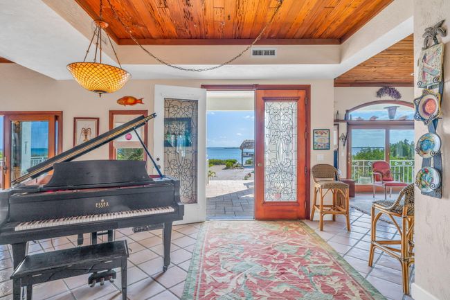 Great Room | Image 19