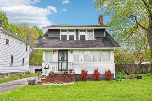 747 Liberty St, Painesville, OH, 44077-3623 | Card Image