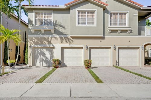 9075 Plymouth Pl, Tamarac, FL, 33321-4169 | Card Image