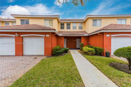114-1-7401 Palomino Dr, Hollywood, FL, 33024-2351 | Card Image