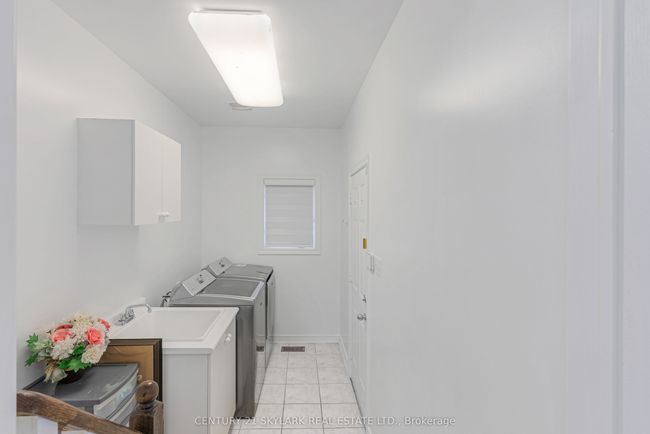 5178 Churchill Meadows Blvd, House other with 4 bedrooms, 4 bathrooms and 3 parking in Mississauga ON | Image 7