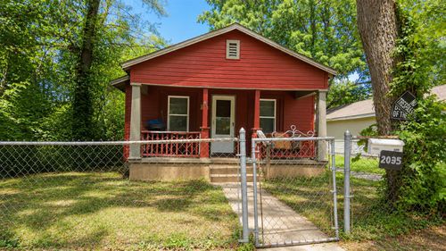 2035 N Pickwick Ave, Springfield, MO, 65803-4024 | Card Image