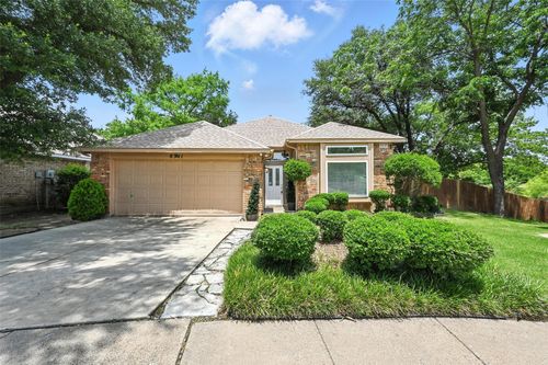 8311 Paxson Trl, Dallas, TX, 75249-2802 | Card Image