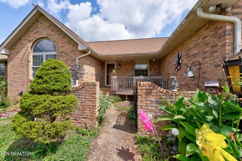 7936 Hill Rd, Knoxville, TN, 37938-3017 | Card Image