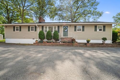 38 Revere Blvd, Edison, NJ, 08820-1907 | Card Image