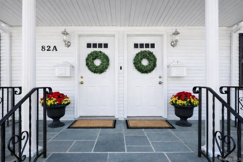 apt-1-82A 5th Ave, Westbury, NY, 11590-4484 | Card Image