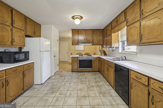 4297 Chamblee Dunwoody Rd, House other with 4 bedrooms, 3 bathrooms and null parking in Chamblee GA | Image 15