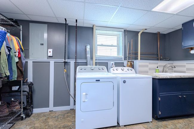 1205 Lark St, House other with 3 bedrooms, 3 bathrooms and null parking in Merrill WI | Image 21
