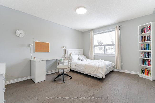 166 Killian Rd, House other with 5 bedrooms, 4 bathrooms and 2 parking in Maple ON | Image 26