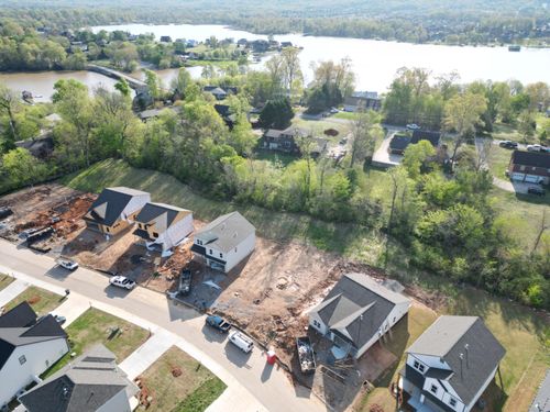8388 Snowdrop Way, Ooltewah, TN, 37363-2558 | Card Image