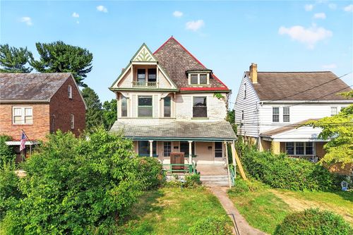81 Linshaw Ave, Pittsburgh, PA, 15205-2048 | Card Image
