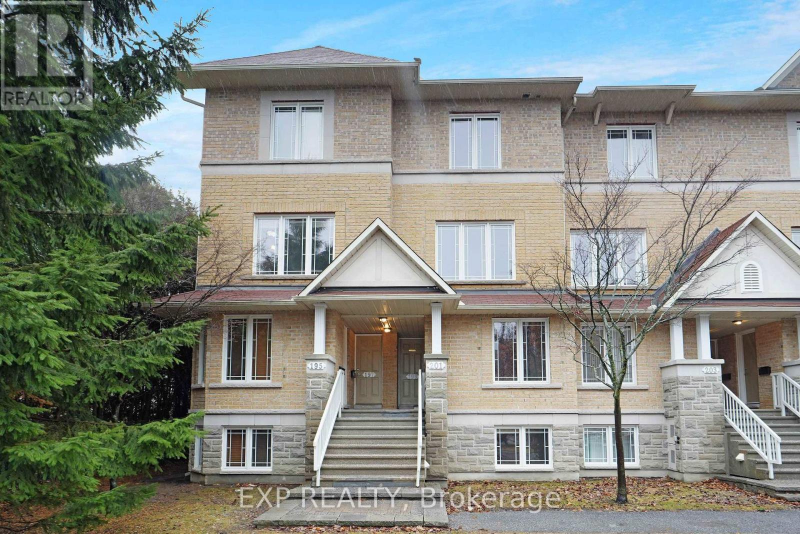 Residential in Ottawa